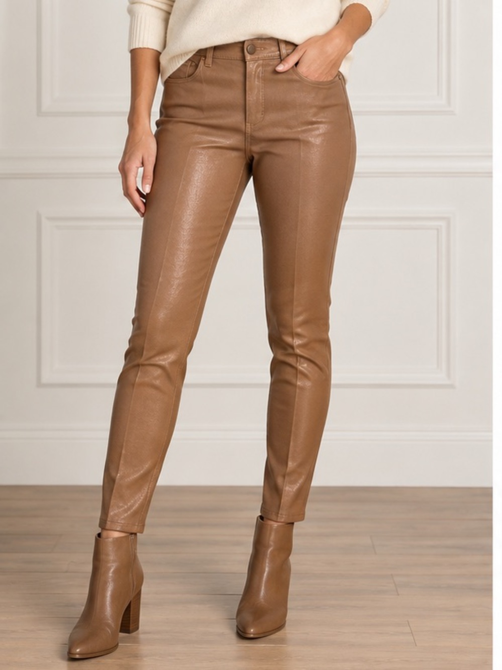 Chico's Faux Leather-look/Coated Stretch Skinny Pants in Camel Brown